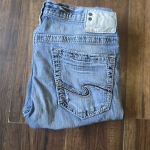 Silver Jean Co. Grayson Straightleg Jeans